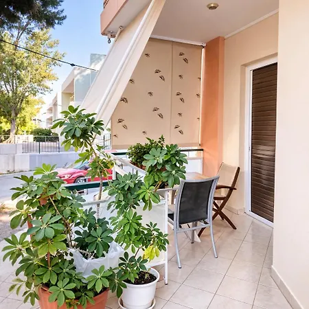 Serene Apartment In Neo Herakleio - Athens-3